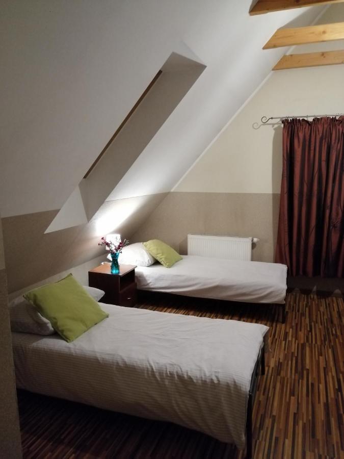 Pokoje Goscinne Z Prywatna Lazienka Dla Firm Gliwice Buitenkant foto
