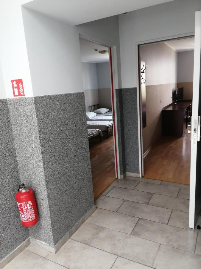 Pokoje Goscinne Z Prywatna Lazienka Dla Firm Gliwice Buitenkant foto